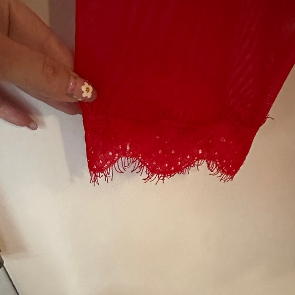 AVID LOVE | Elegant Red Lace Women’s Robe - Picture 6 of 11